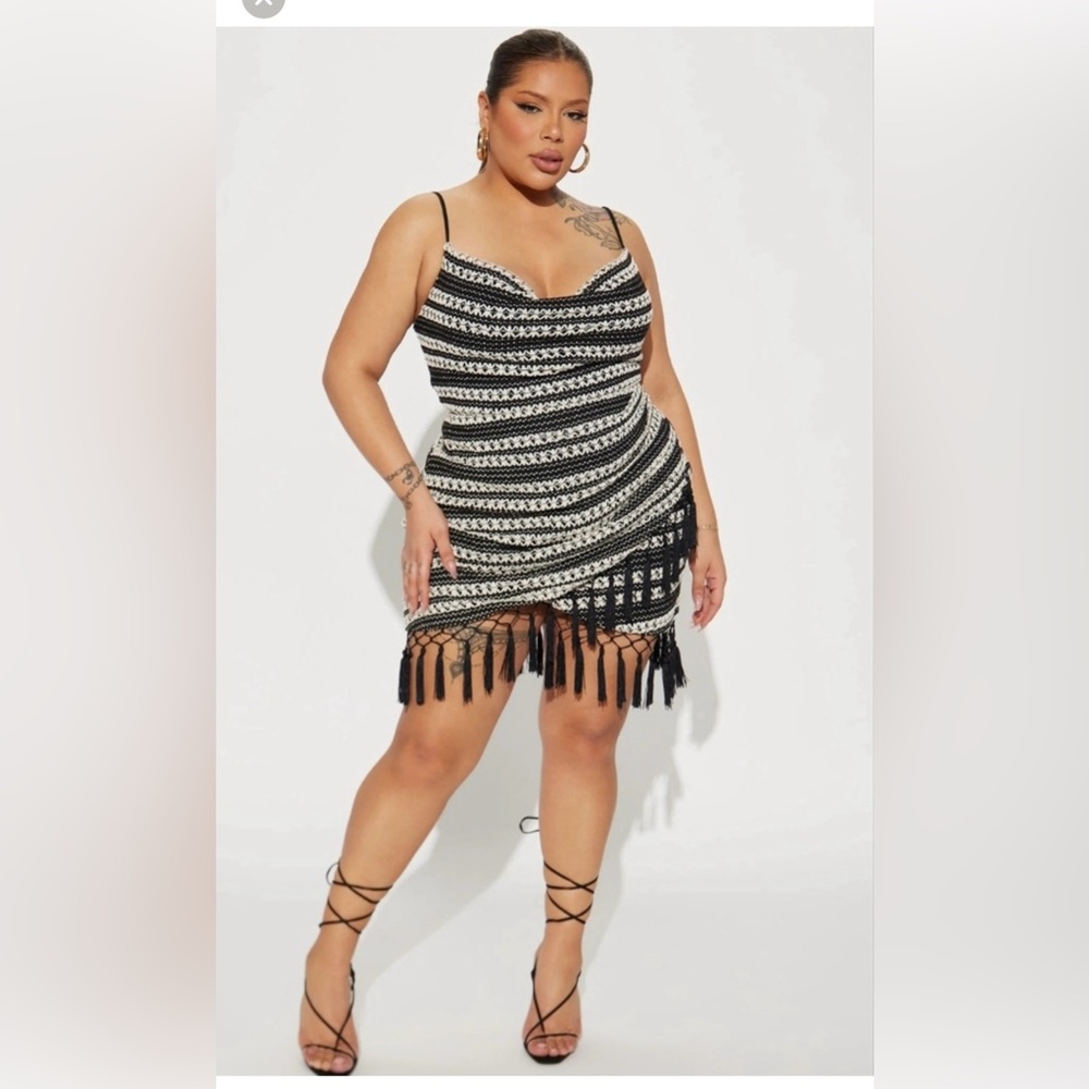 Fashion Nova EUC Bali Miami Crochet Mini Dress.📌🖤✔️